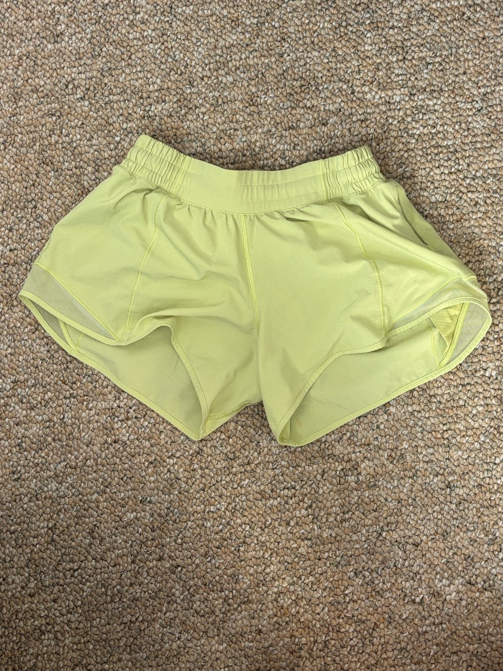 Lululemon Hotty Hot 4in inseam Shorts